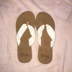 Roxy flip flops